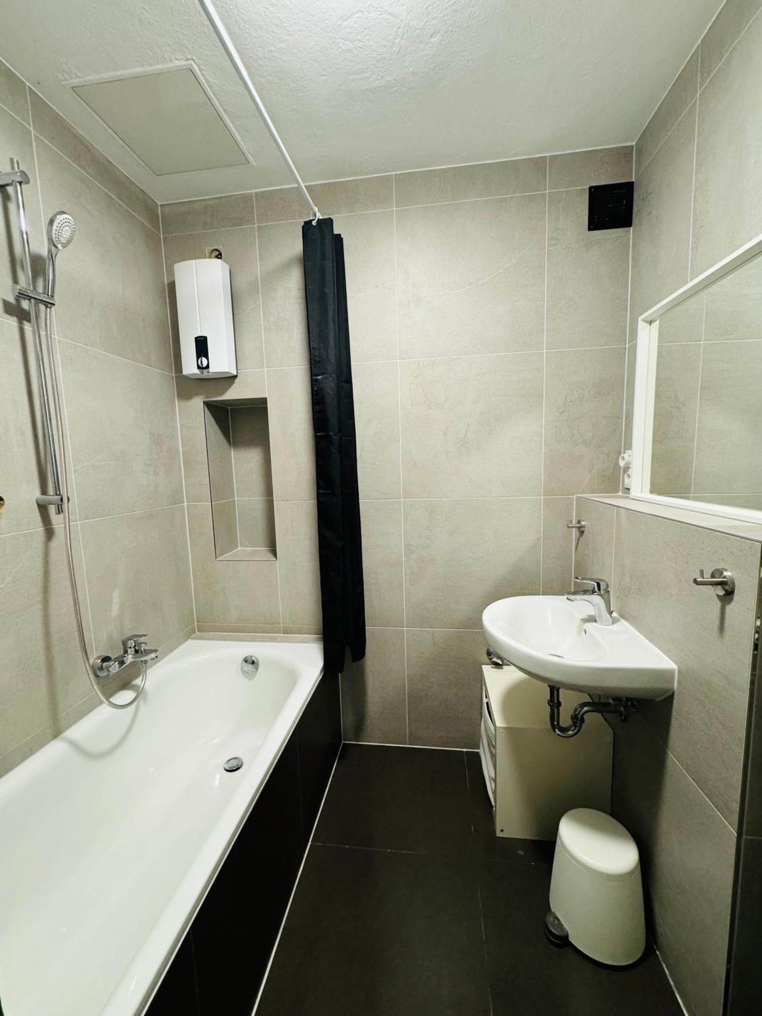 Zentrale Wohnung Mit Balkon Koblenz  Kültér fotó